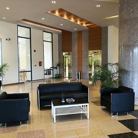 Vegas Hotel - Nay Pyi Taw Naypyidaw Extérieur photo