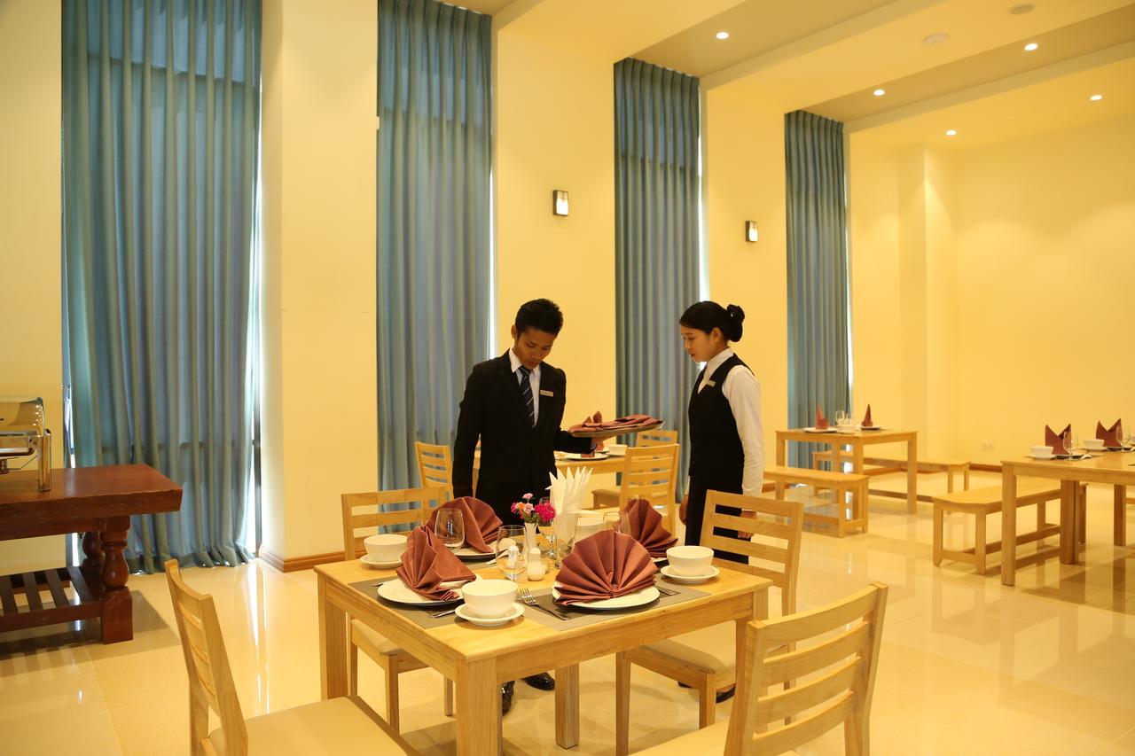 Vegas Hotel - Nay Pyi Taw Naypyidaw Extérieur photo