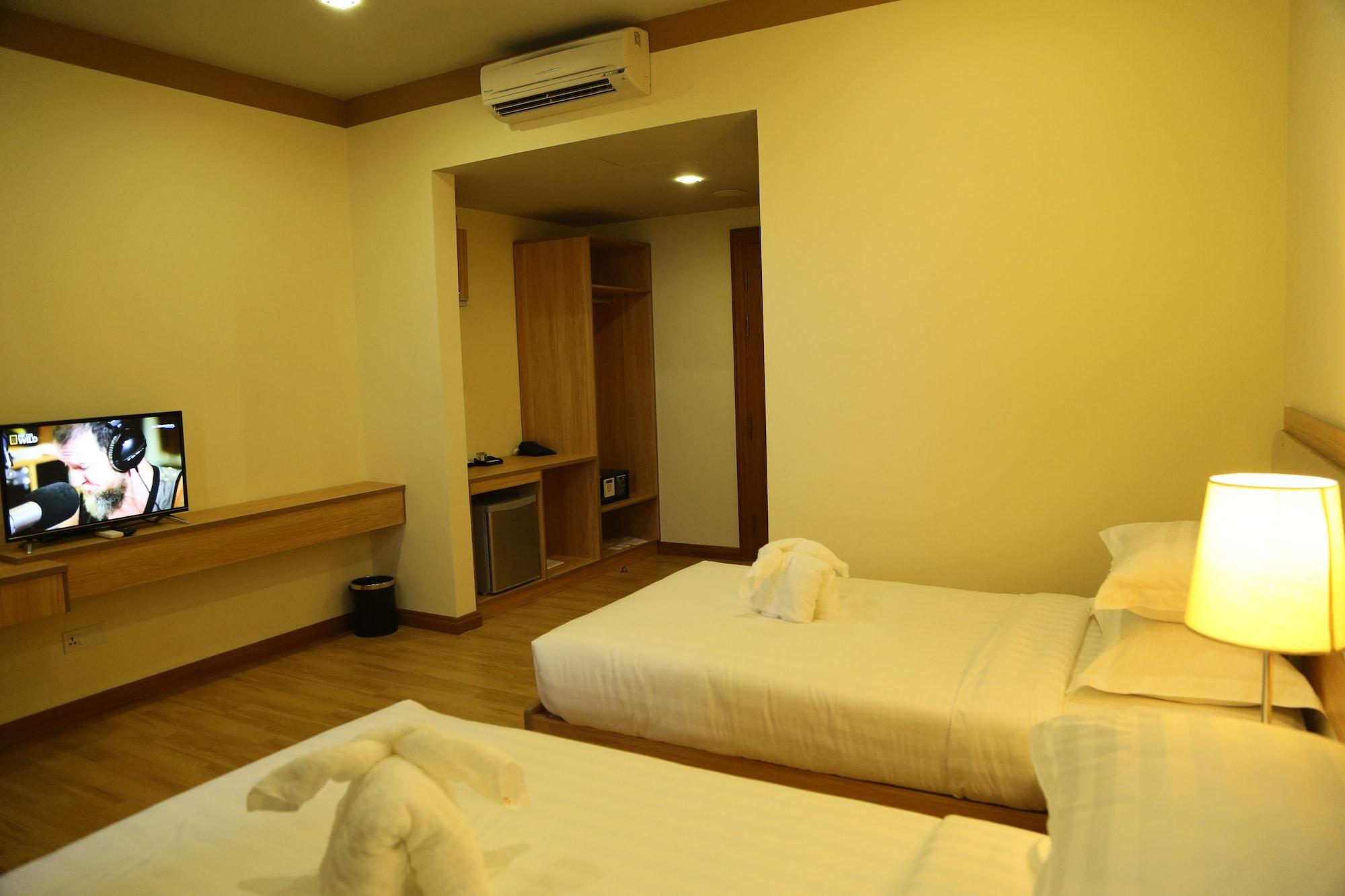 Vegas Hotel - Nay Pyi Taw Naypyidaw Extérieur photo