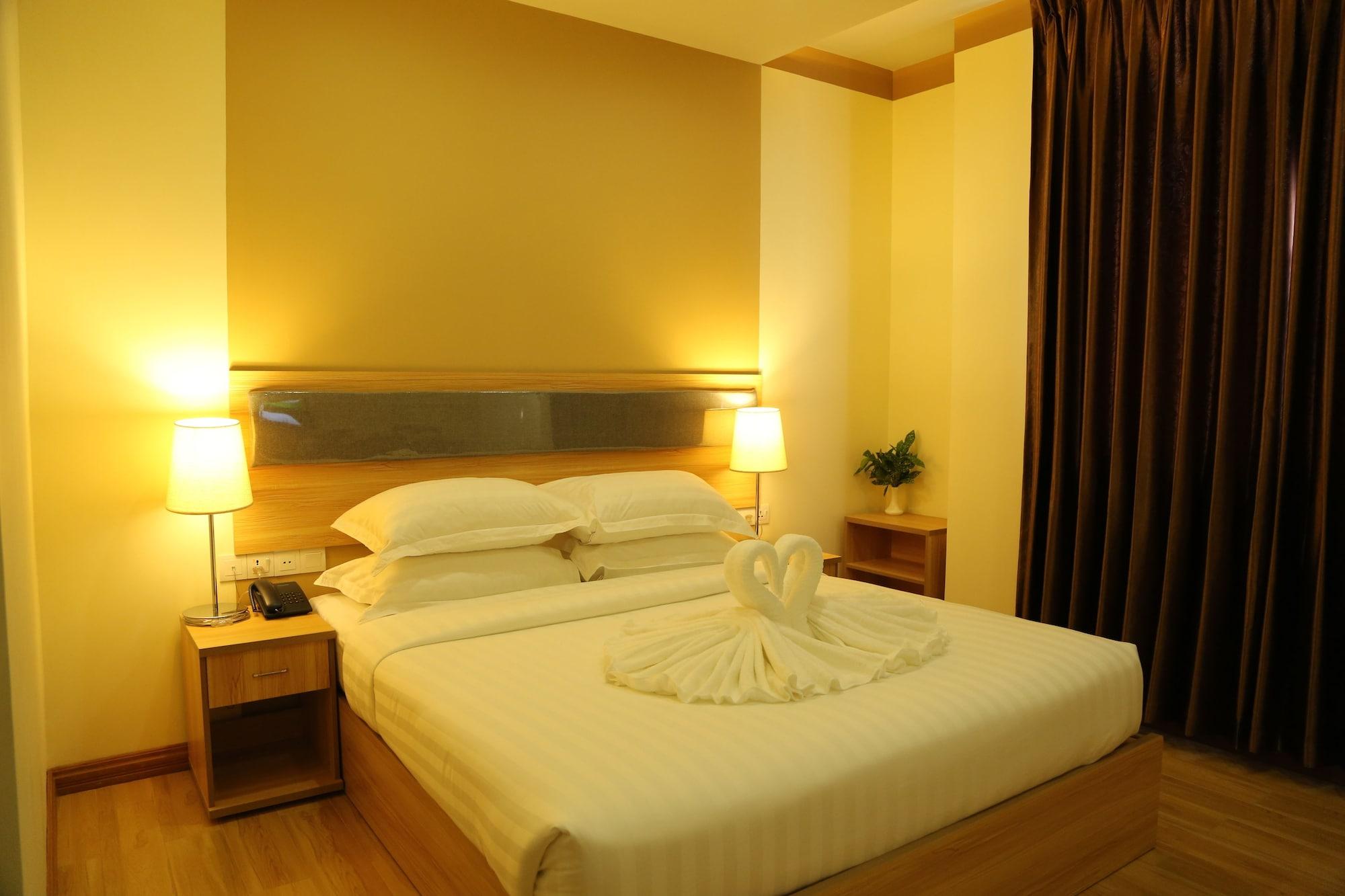 Vegas Hotel - Nay Pyi Taw Naypyidaw Extérieur photo