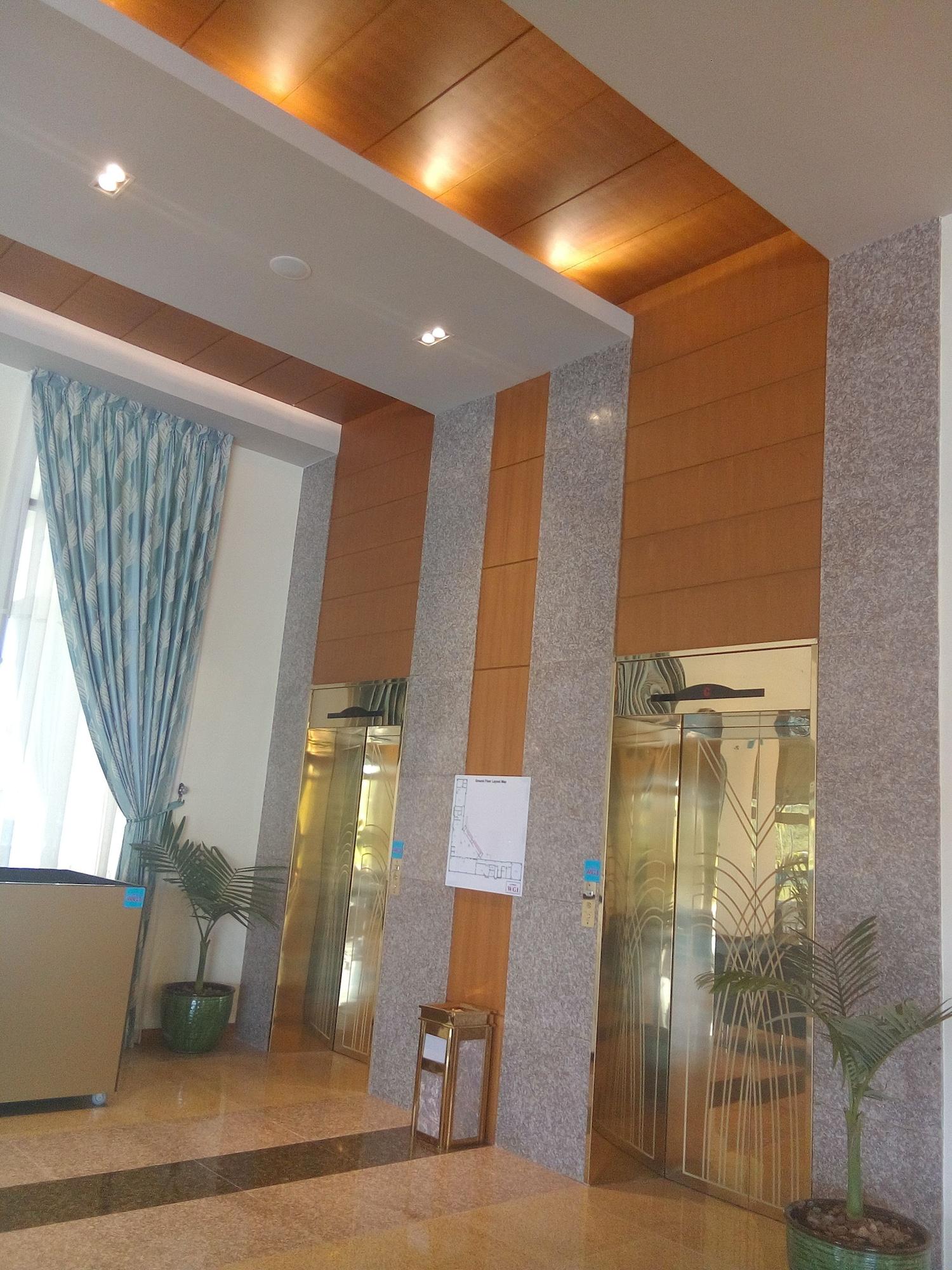 Vegas Hotel - Nay Pyi Taw Naypyidaw Extérieur photo